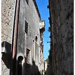 Konukevi Center 3*